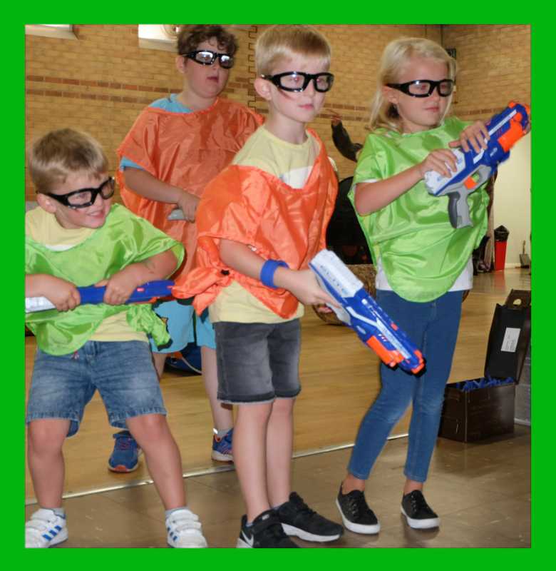 NERF party - HAVE A BLAST deliver the fun